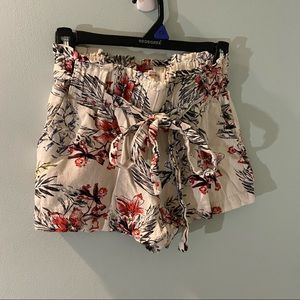 floral flowy shorts with adjustable bow belt 💐💖